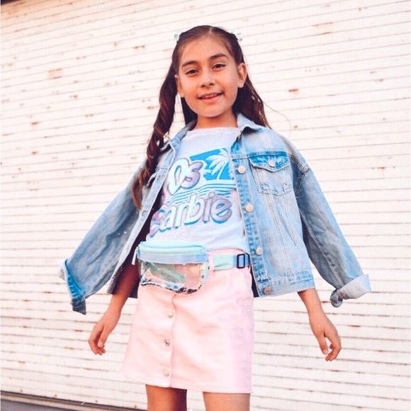 FOREVER 21 • Light Wash Distressed Denim Jacket - Picture 14 of 14